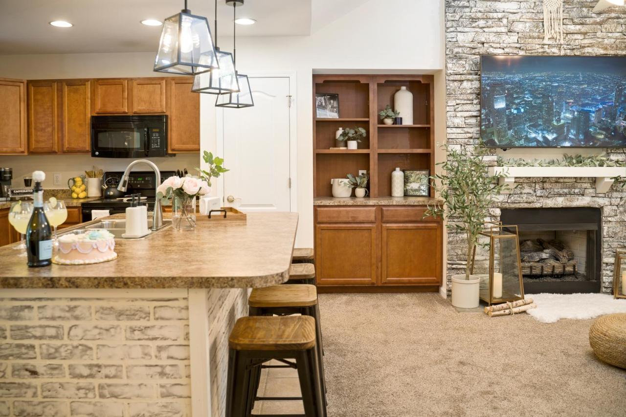 Luxe Quiet Townhouse W/Parking/Pool/By Dollywood Villa Pigeon Forge Kültér fotó
