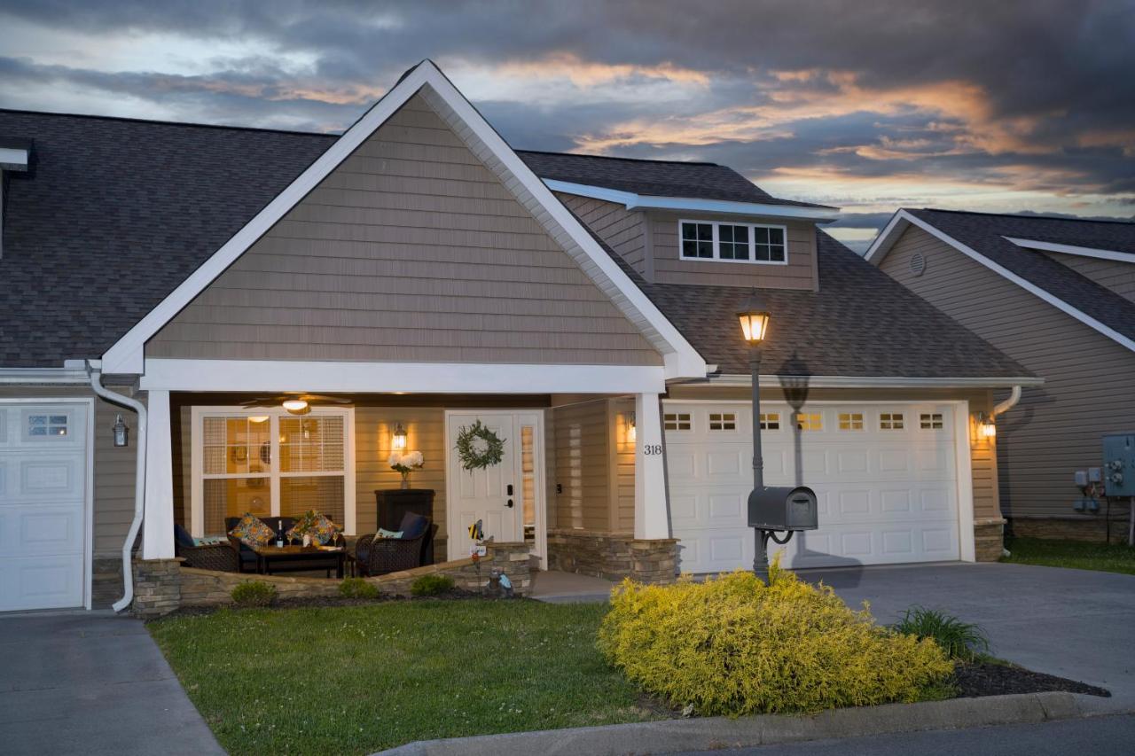 Luxe Quiet Townhouse W/Parking/Pool/By Dollywood Villa Pigeon Forge Kültér fotó